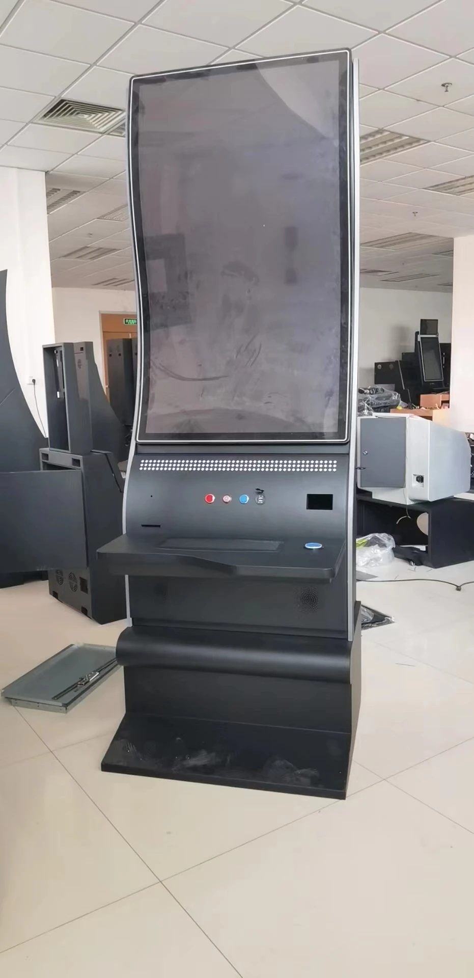 Pcap Capacitive Touch Gaming Monitor Screen LCD Display  43 inch S-Curved Screen Vertical Monitor for Skill Game Cabinet