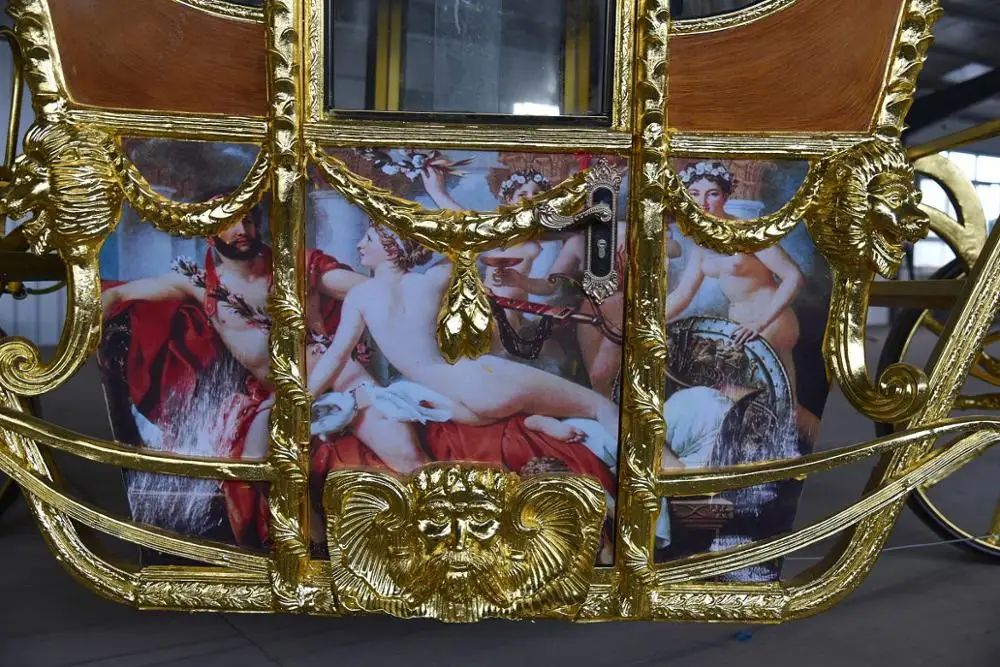 Gold carriage with status royal 8 horse draw carriage manufacturer