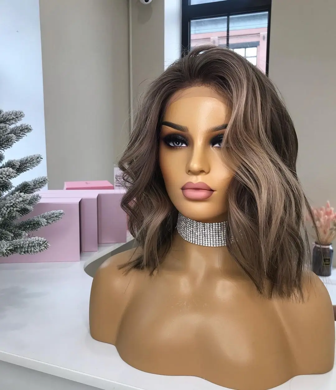 Loose Wave Jewish European Human Hair Grey Blonde Lace Front Wigs With Dark Root Pre Plucked With Baby Hair For Women