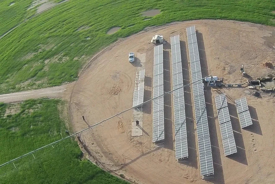 2022 Solar irrigation system with center pivot irrigation machine in farm land