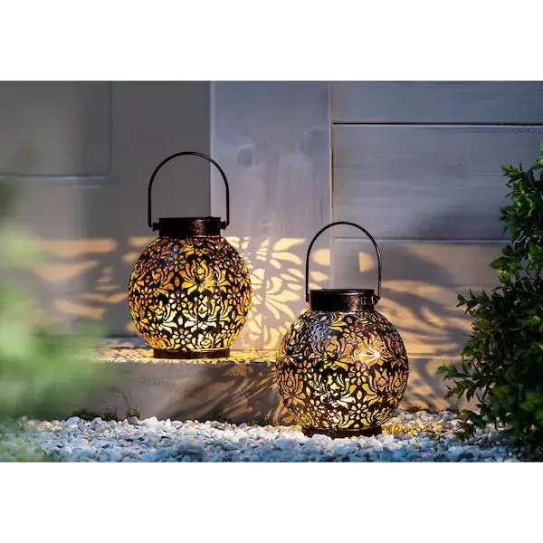 Solar LED Garden Lamp Metal Lantern Hanging Outdoor Lighting