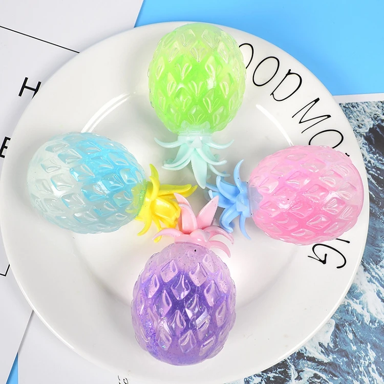 TPR New strange creative vent pineapple pressure relief toys squeeze grape balls gold powder water balloons toys for child kids