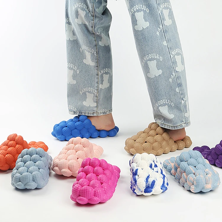 Summer EVA Woman Sandals Fashion House Massage Bubble Closed Toe Peanut Design Golf Ball Slides Slippers for Women