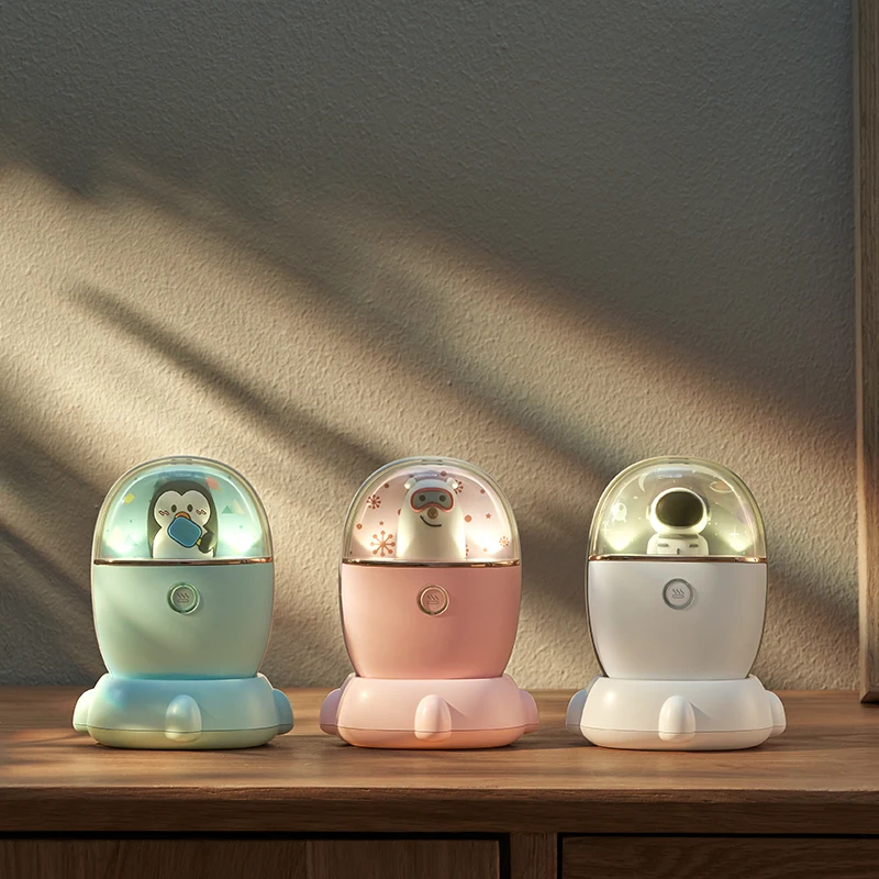 Manufacturer New Design USB Hand Warmer Cartoon Character LED Light Large Battery Capacity Power Bank Autumn Winter 10 Gift Box