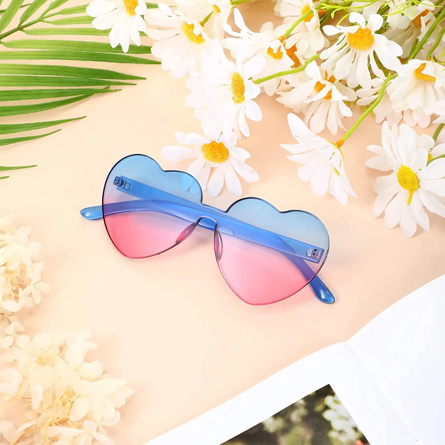 Wholesale Custom Frameless Lens Eyewear Candy Color PC Rimless Sun Glasses New Trendy Loving Heart Shape Sunglasses