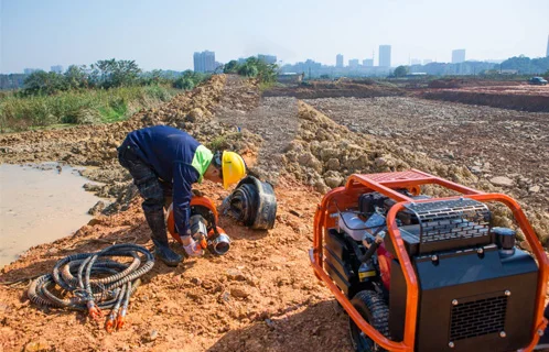 Hydraulic  Submersible Small Petrol Diesel Pressurized Water Pump For Wastewater Transport And Flood Control