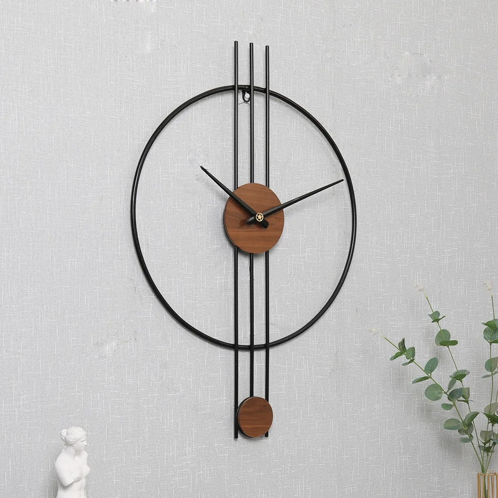 Настенные металлические часы 45x67 см