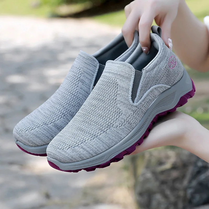 Wholesale Flyweave Double-Layer Mesh Hiking Shoes Non-Slip High Top Sporty Comfortable Soft Spring Autumn-Mother Shoes Made