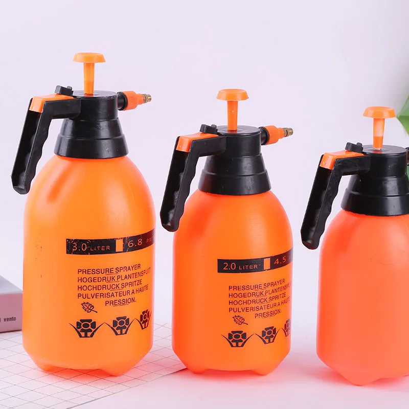 China Manufacturer 1.5L 2L 3L Portable Hand Pump Plastic Water Mist Plant Garden Pressure Sprayer Bottle Watering Can Plastic