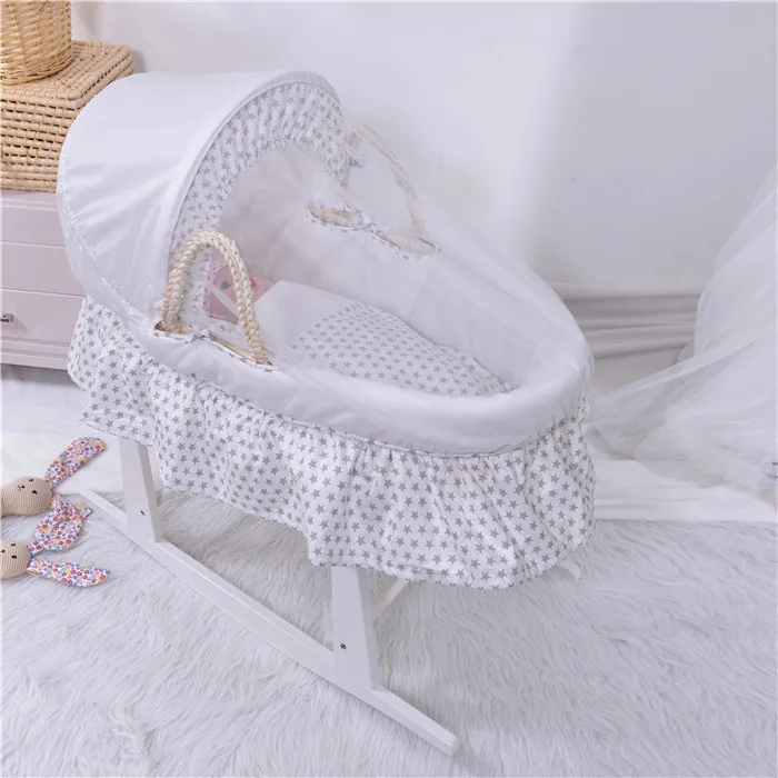 
Moses basket and stand picture /Portable corn husk baby carrying basket /baby moses basket liner 