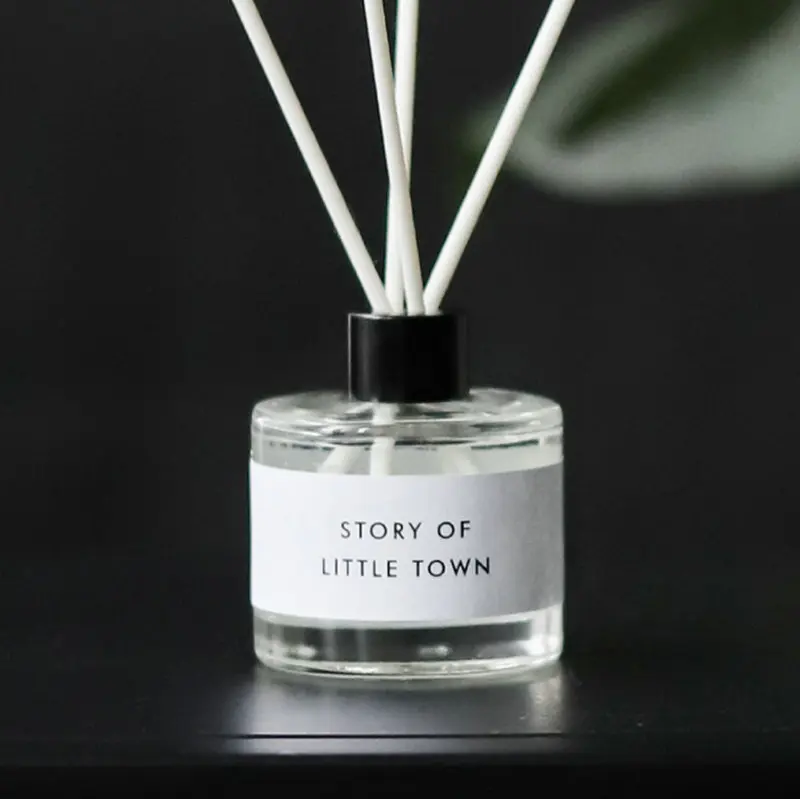 Avertan empty round glass amber 120ml perfume reed diffuser bottle with stopper for aromatherapy aroma