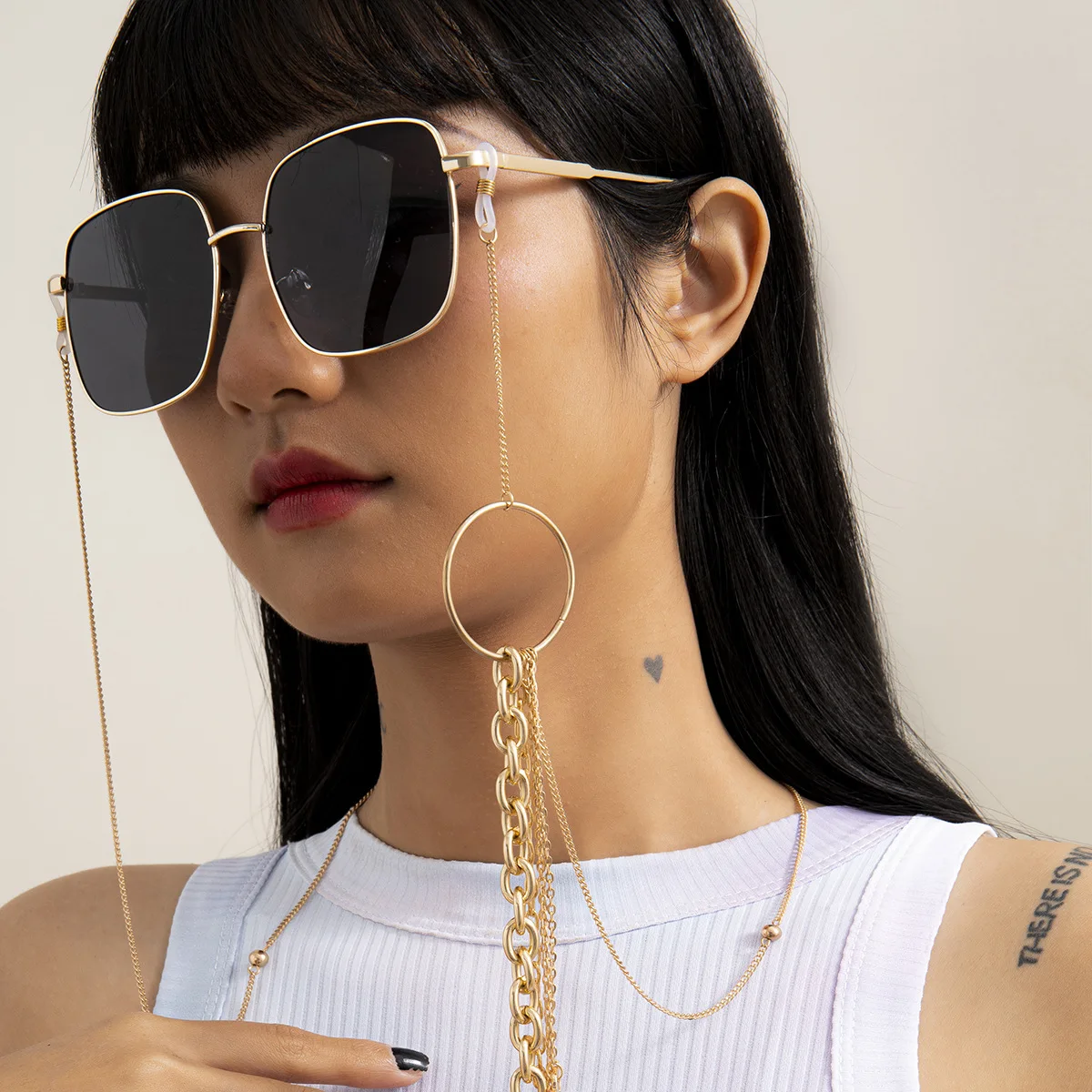 2023 Chic Reading Glasses Chain Personality Round Bead Metal Ring Tassel Geometric Circle Eyeglasses Chain For Women