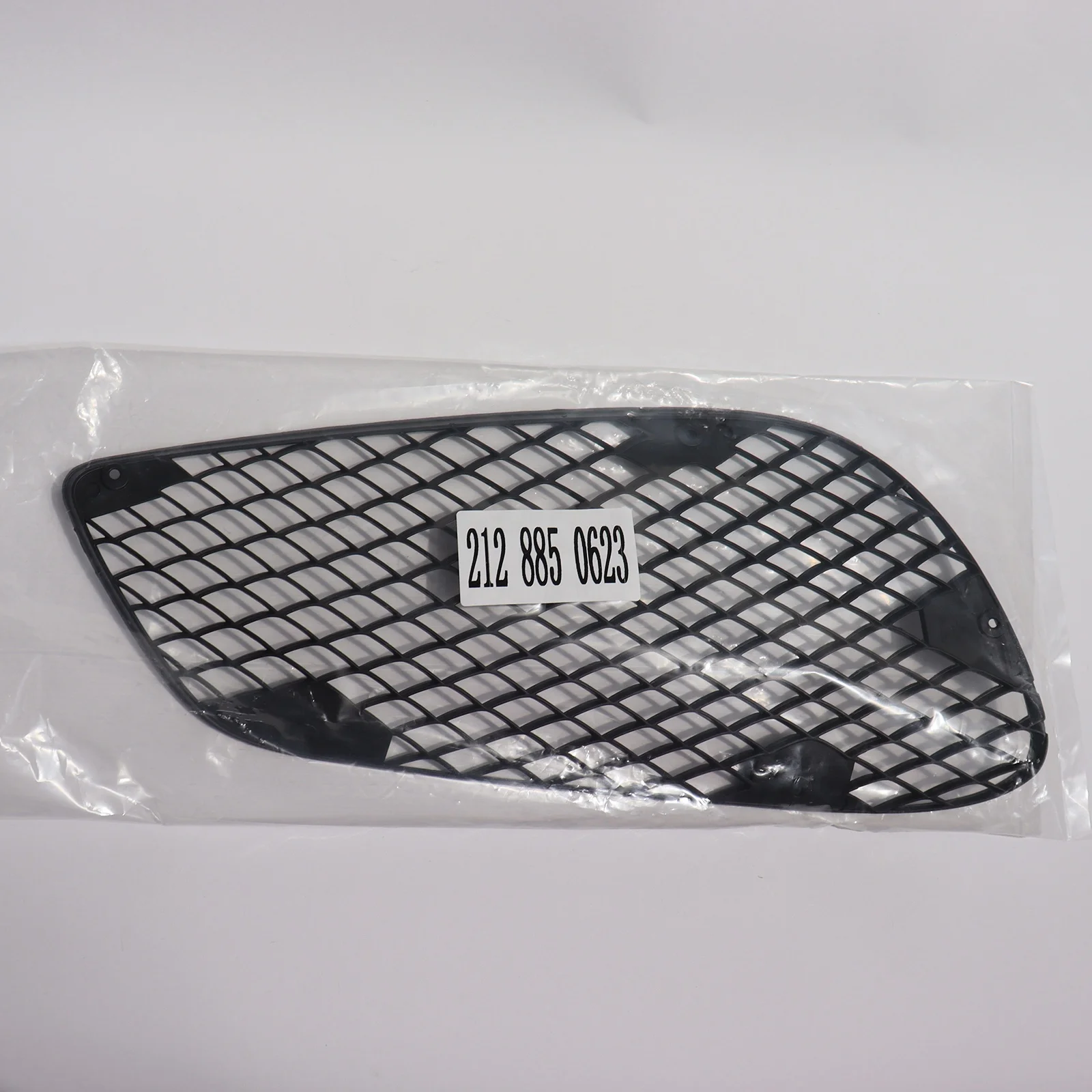 Auto Front Bumper Parts Daytime Running Light Frame Grille A2128850623 For Mercedes E-class