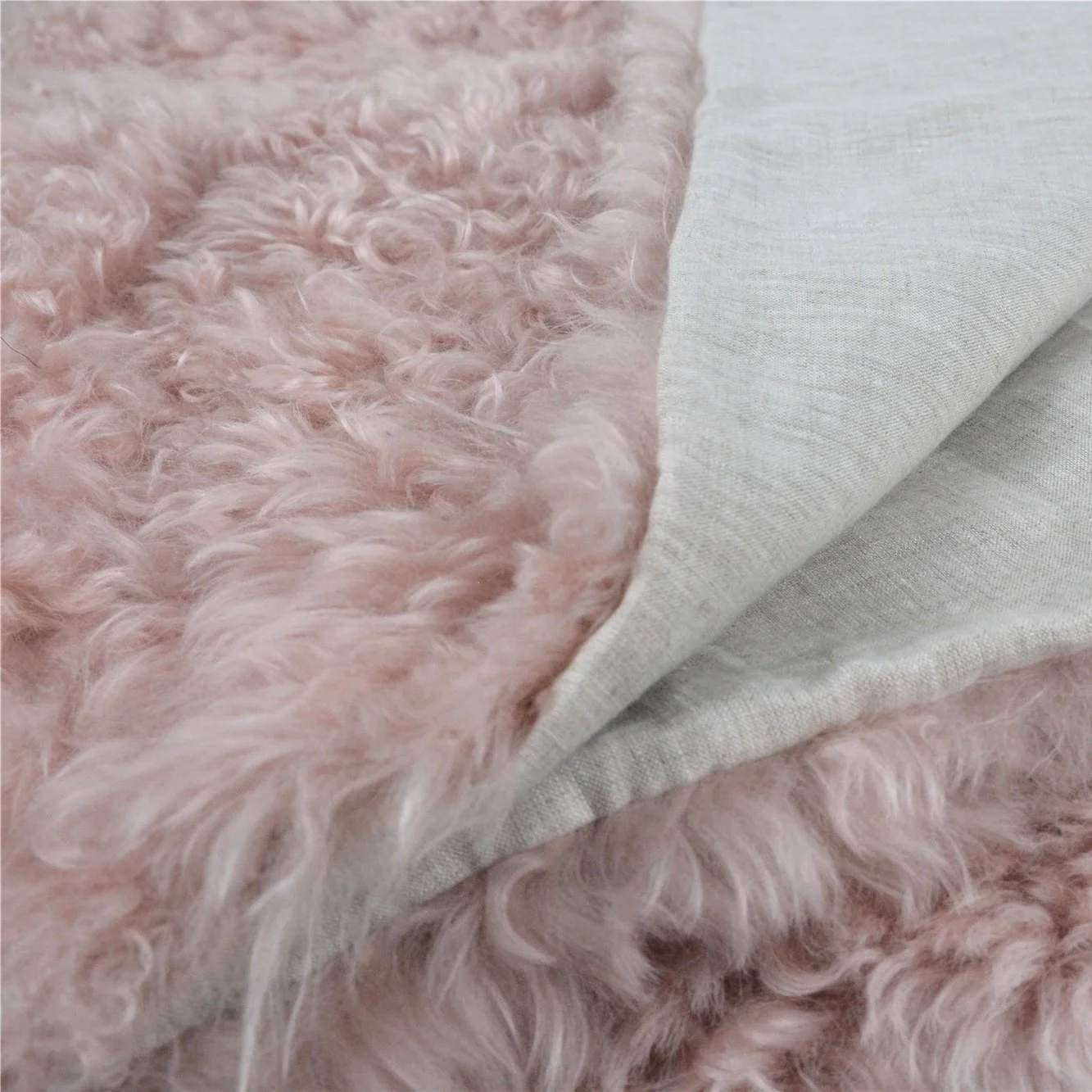 Fashion Tibetan Lamb Rug Goat Skin Blanket Sheep Plate Curly Fur