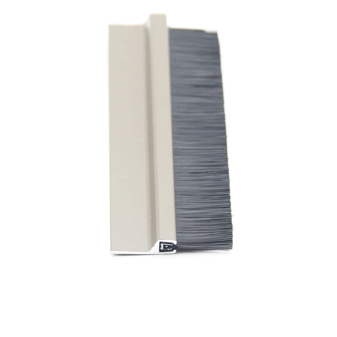 Brown metal Nylon Bristle brush strip sweep for door bottom/gate