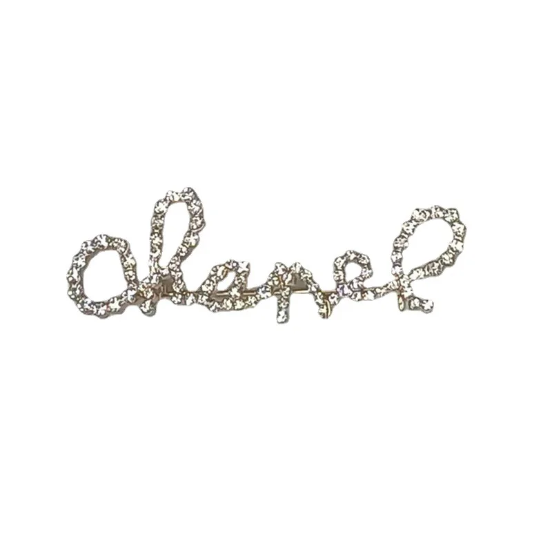 Popular Designer Brand Super Flash Rhinestone Letter Brooch Temperament Joker Suit Exquisite And elegant Accessories Pin