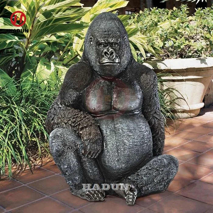 Large size modern garden bronze modern life size gorilla sculpture statue for sale