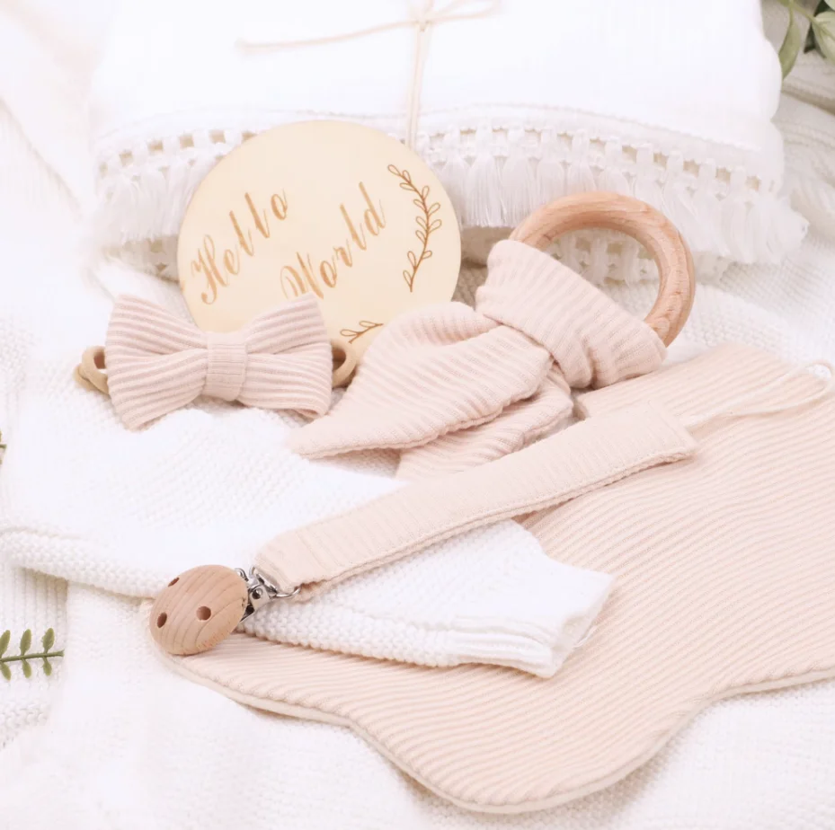 Newborn Baby Birth Gift Box Baby Shower Blanket Pacifier Chain Crochet brup cloth bunny teether gift Sets Baby Products