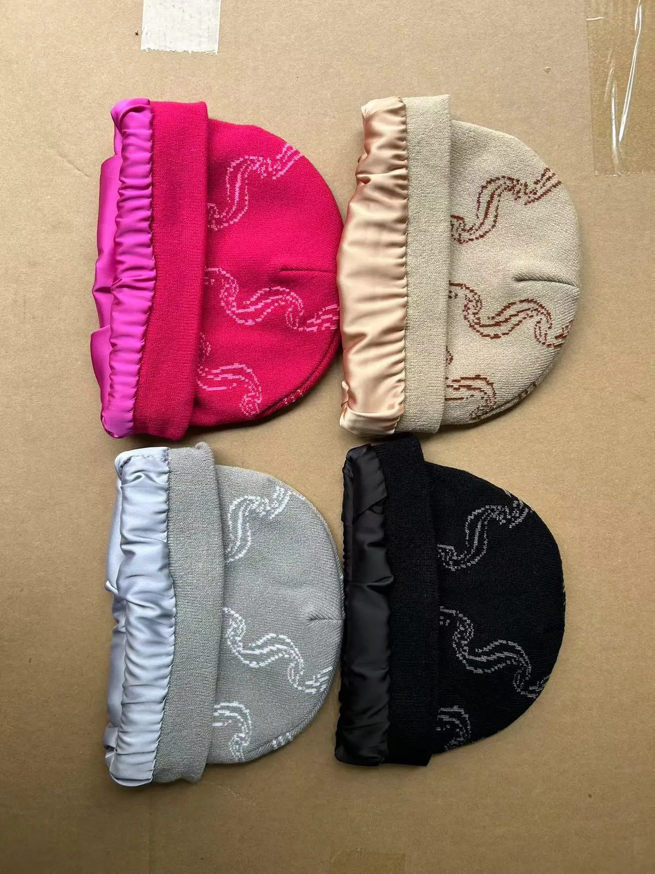 Wholesale Hight Quality Beanies With Custom Jacquard Logo And Satin Lined Inside