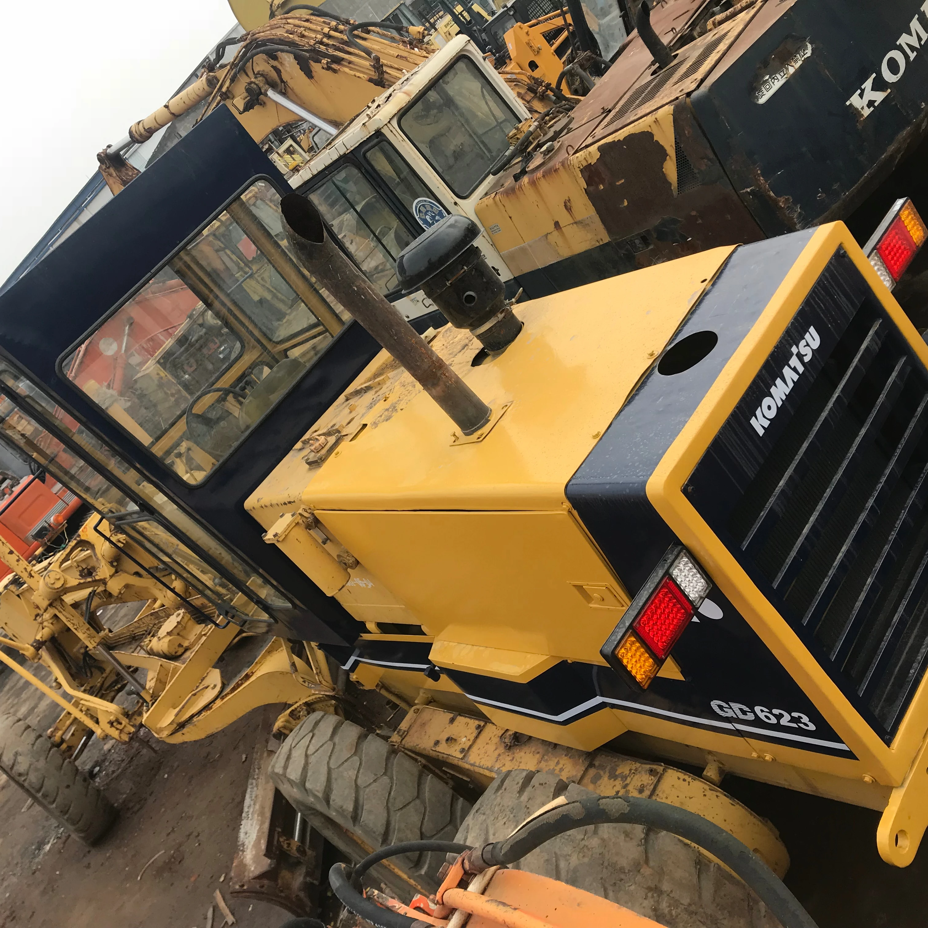 motor grader used komatsu gd623 , Japan brand komatsu grader , komatsu gd505 gd511 for sale now