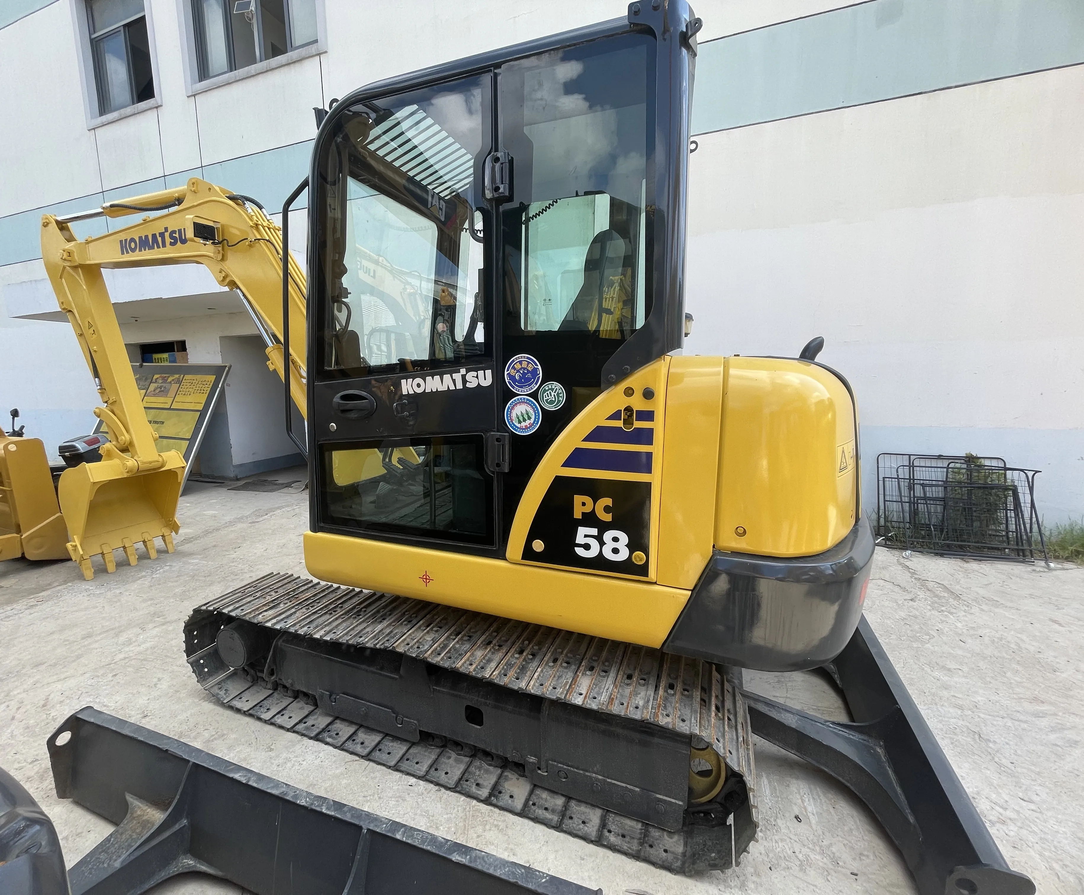 Used excavator Komatsu PC58