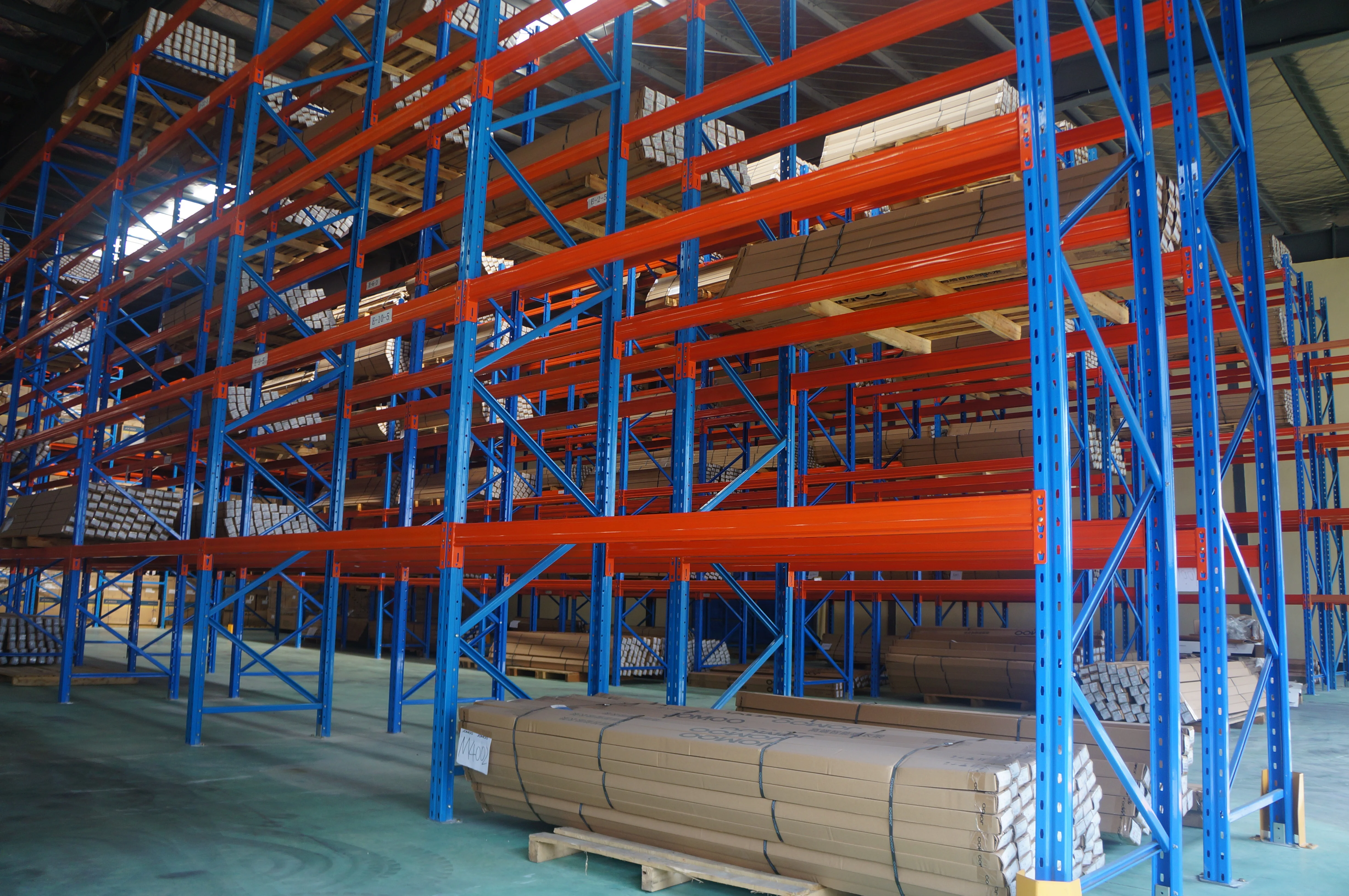 China Manufacturer Heavy Duty Warehouse Shelving/Storage Pallet Rack /Selective Heavy Duty Racking System