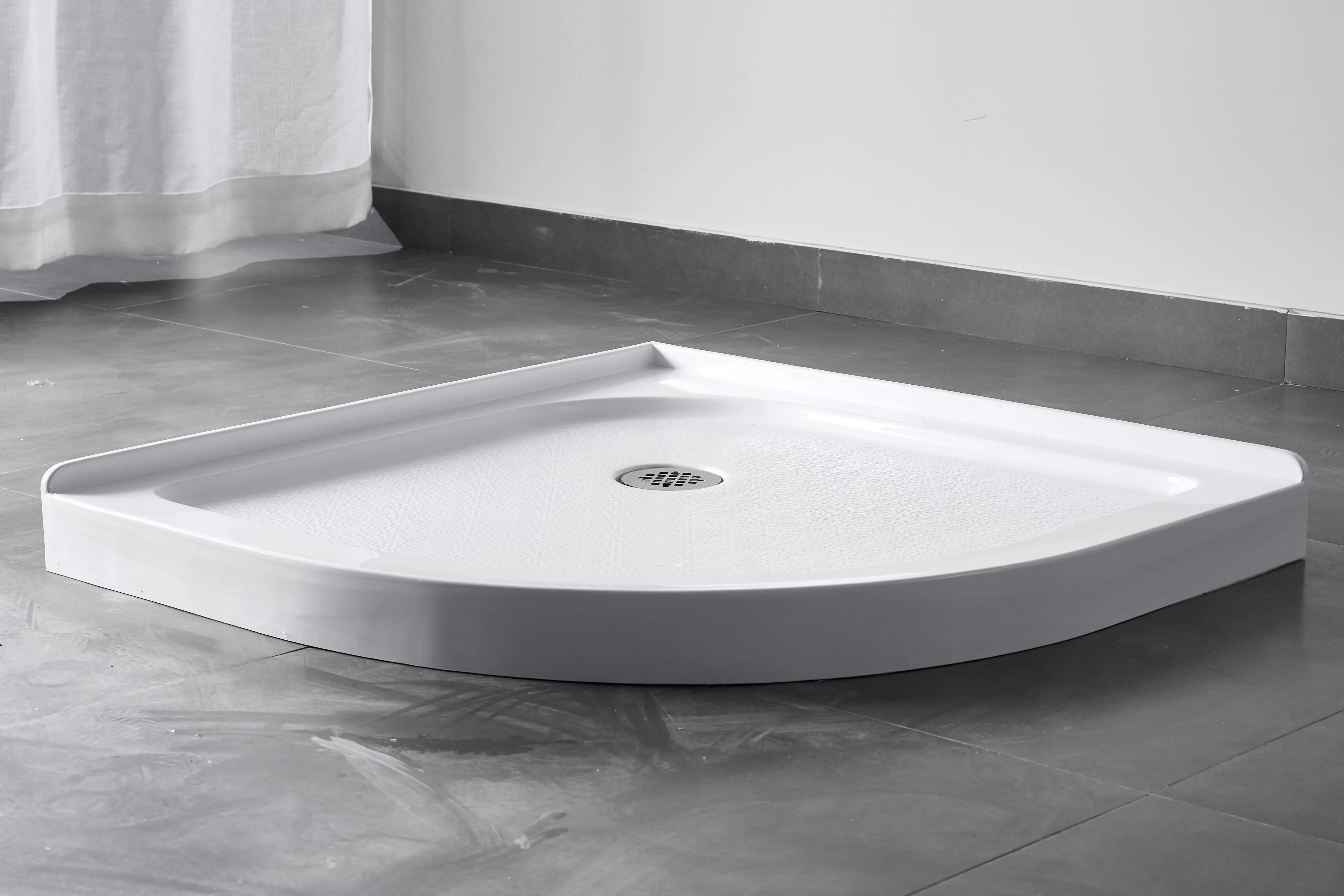 Made in China 36 in. L x 36 in. W Corner Shower tray base High-gloss white scalloped shower tray with corner drain RV basin base