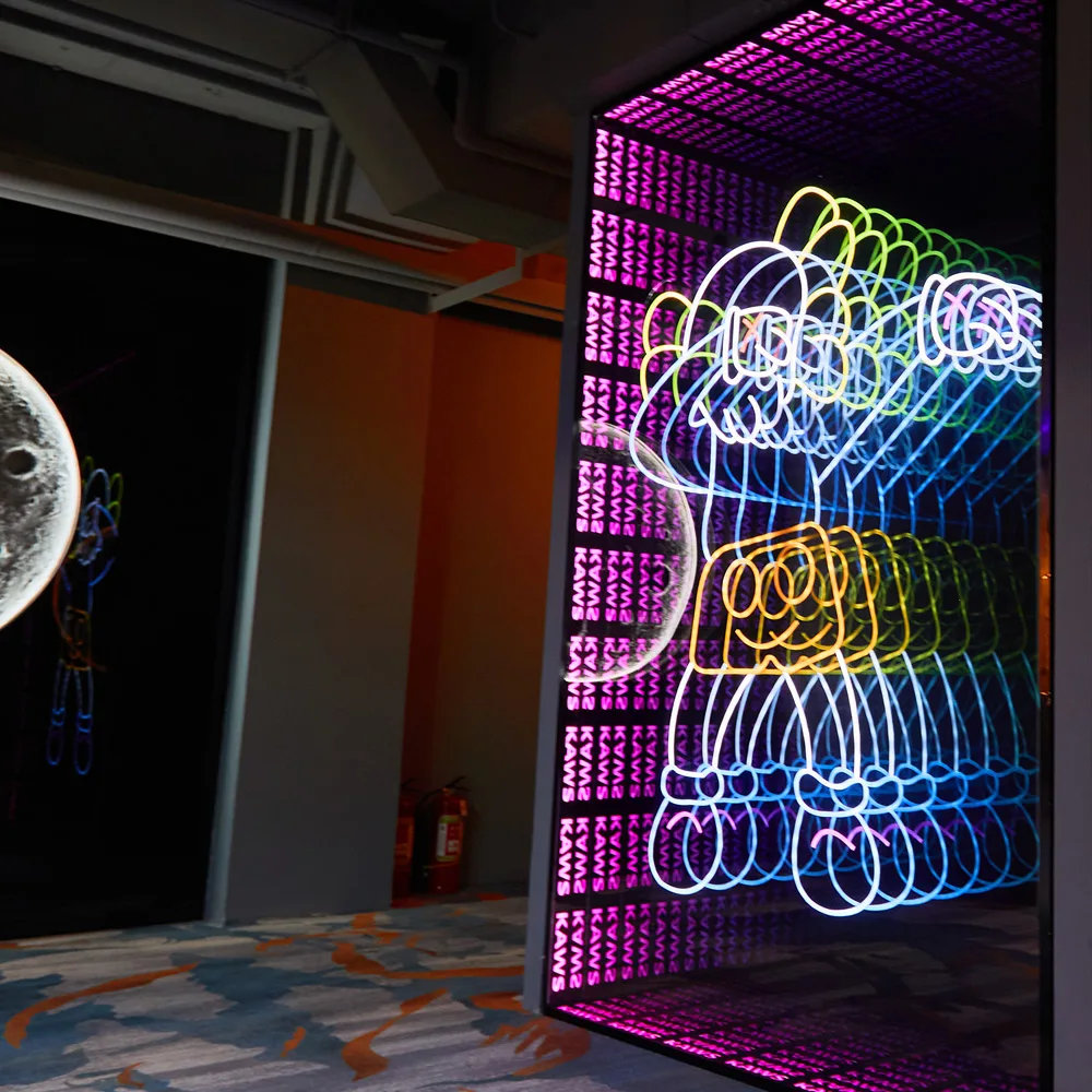 Factory Supply 3D Infinity Led Mirror glass neon illuminated sign Infinite Mirror electronic sign for decoration