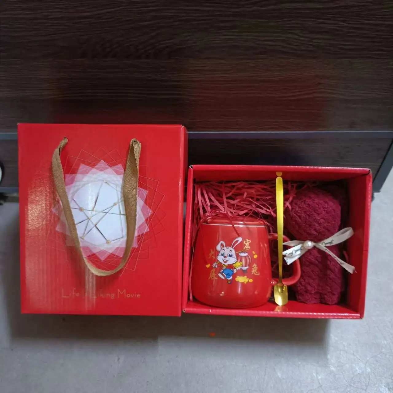 Fast Delivery Cheap Ceramic Cup Wedding Favors Decor Set Supplies Saint Valentines Day Gift For Mothers Her Women