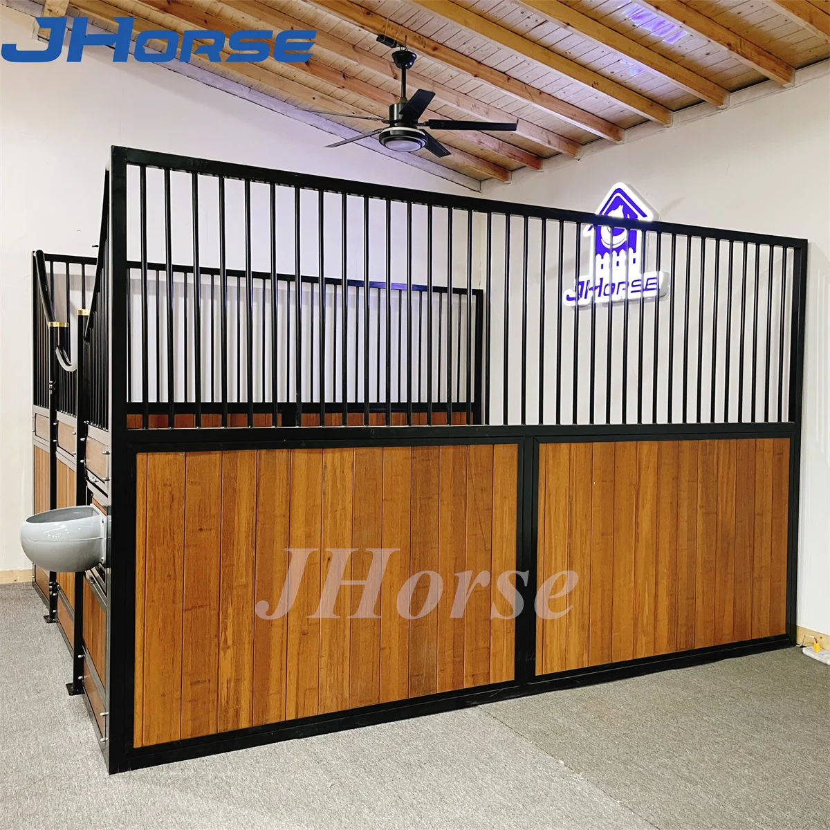 Hot Sell Bamboo Horse Equipment Stables Doors Box Front Panels Equine  Horse Stalls Panels