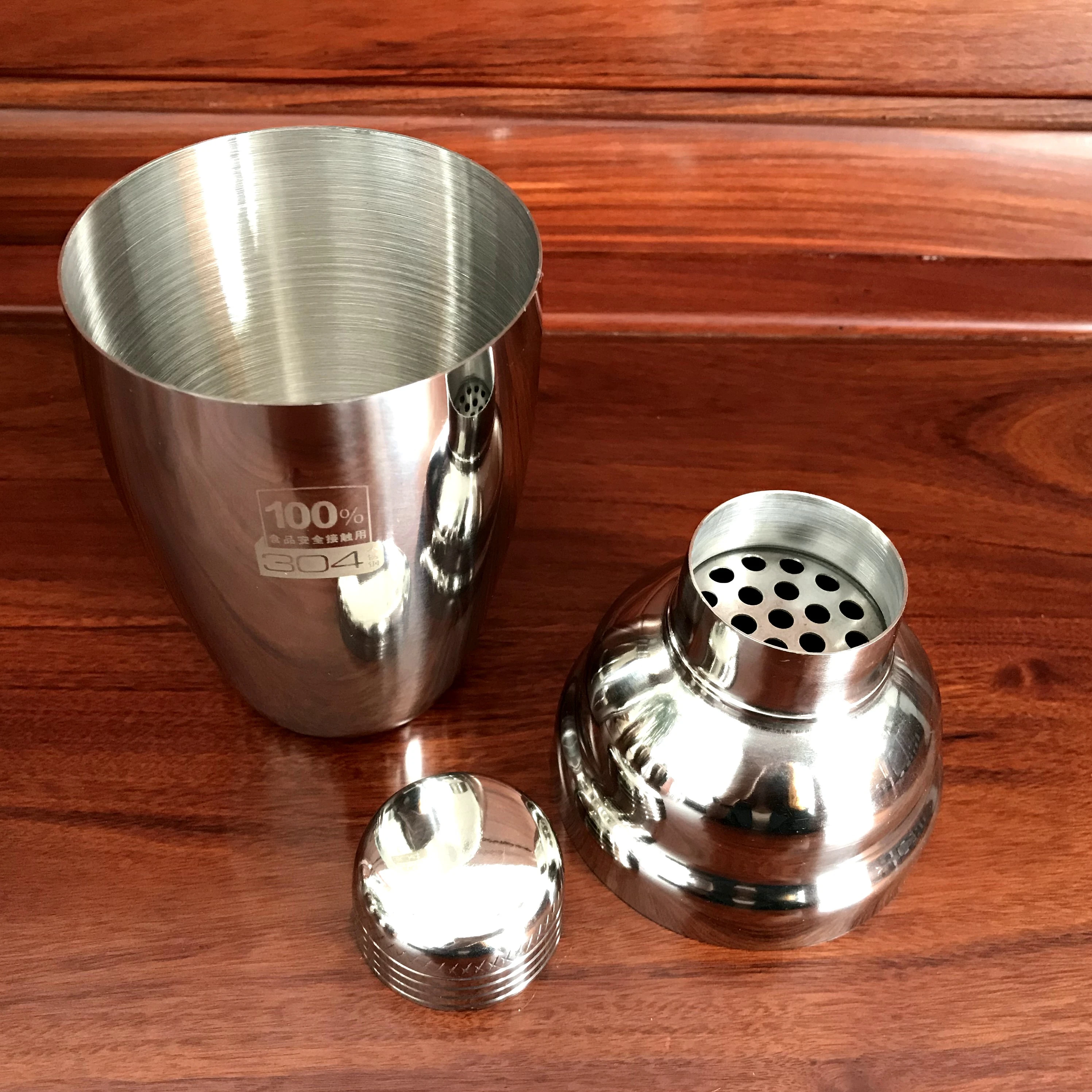 
Premium Cocoktail Shaker Bartender Shaker Professional 304 Food Grade Stainless Steel Bar Tools All-season CLASSIC 