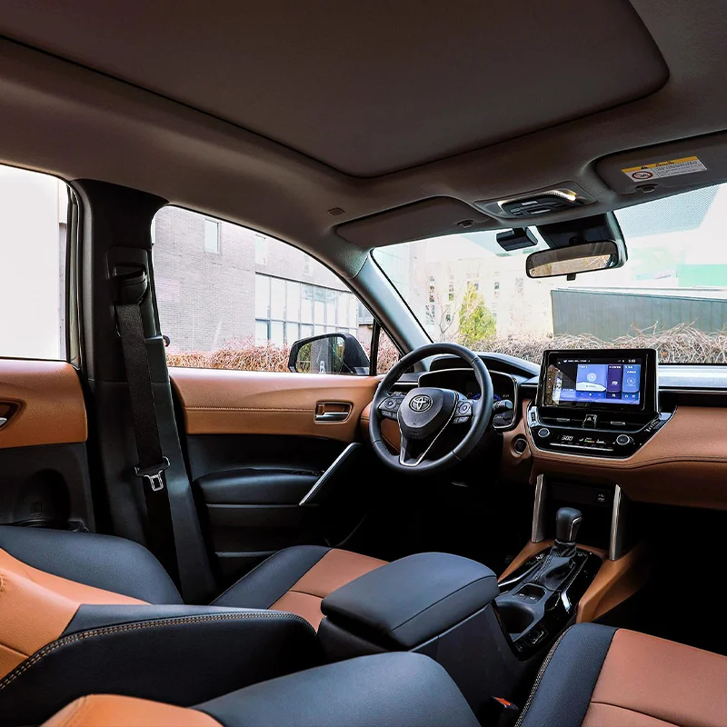 Toyota Corolla крест гибрид 2023 внедорожник новый автомобиль