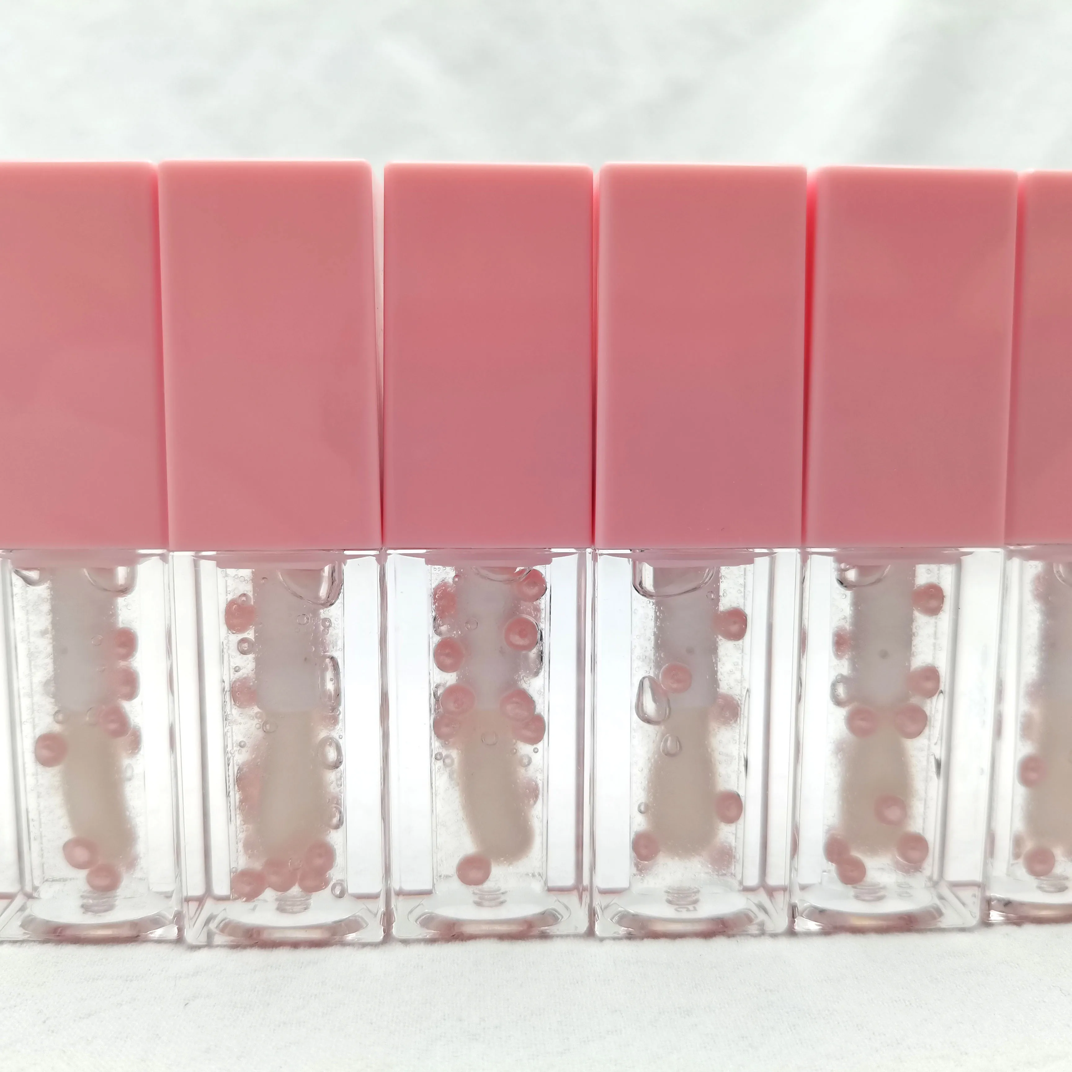 New Arrival Smooth Liquid Lip oil Vegan Shiny Private Label Lip Gloss Caviar essence Natural Lipgloss