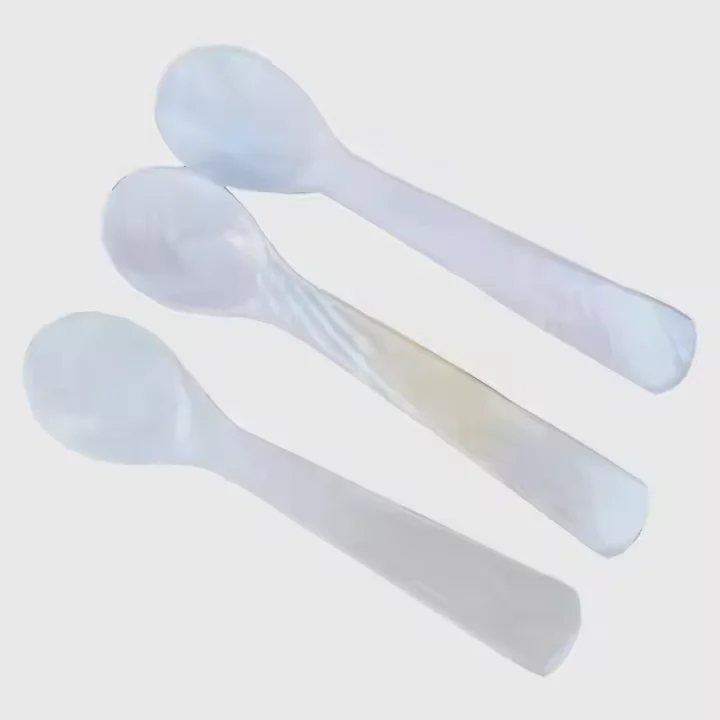 Customized logo white 9cm exquisite natural shell caviar spoon mother of pearl spoon
