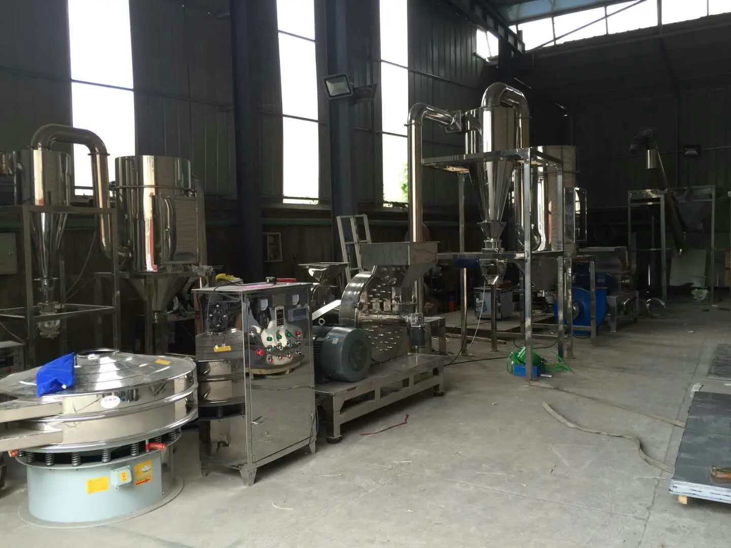 Hot Sale  Manufacture Seed Grinder Machine for herb Industry