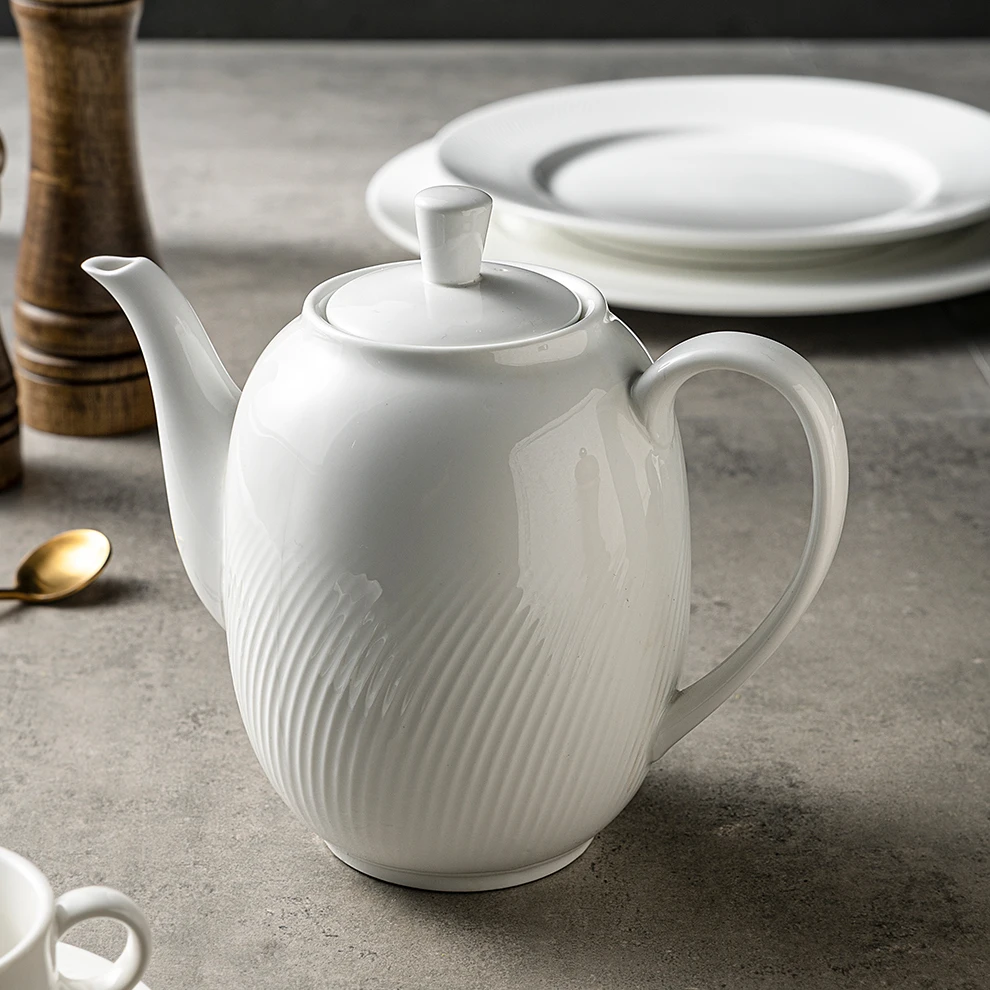 JiuJiuJu Coffee Pot Tea Pot  Porcelain Tableware With Elegent Embossed Pattern For Wedding Hotel Ceramic White Fine china Teapot