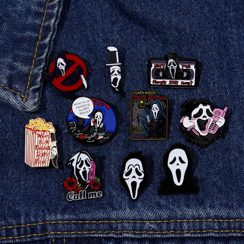 Halloween Badges Horror Pin Brooch Cute Movie Metal Lapel Pins for Backpacks Brooches Fashion Jewelry Accessories Gifts