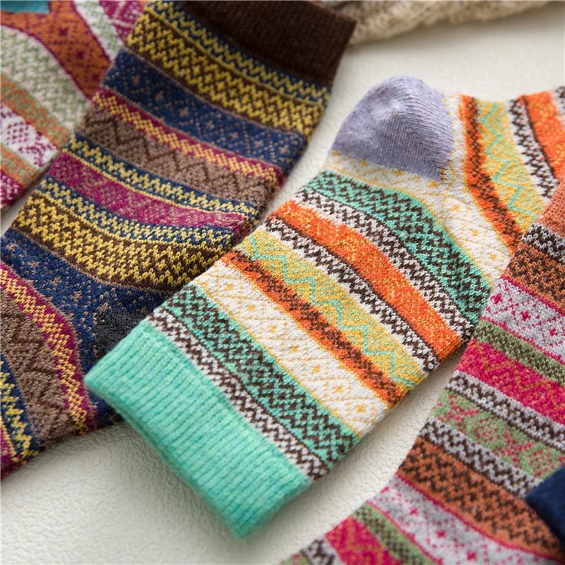 Ethnic Style 5 Pairs Wool Socks With Striped Pattern Autumn Colorful Women Socks