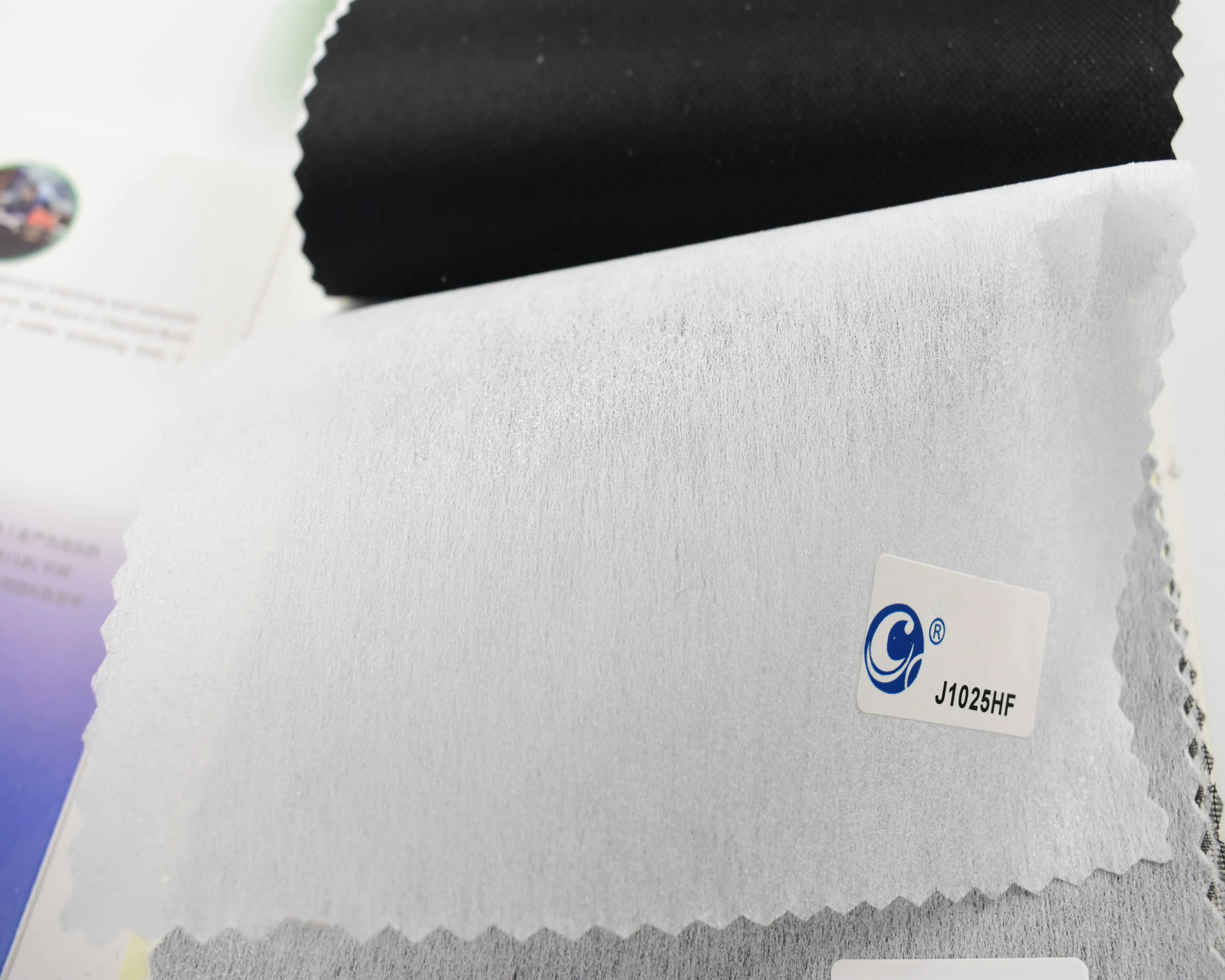 GAOXIN Chemical Bond Non Woven Embroidery Backing Fusible Interlining Fabric Interfacing