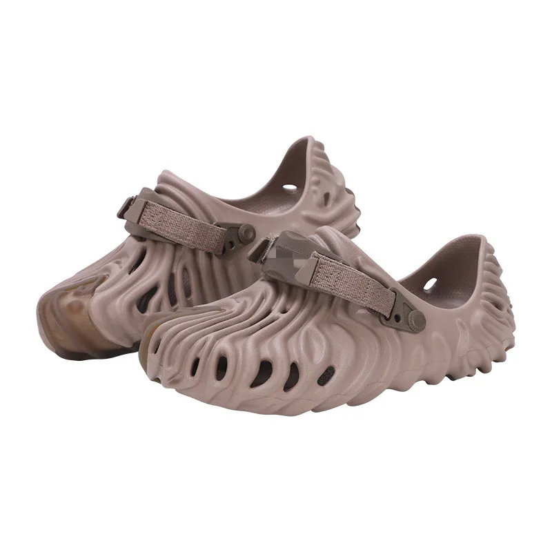 2022 Summer sandal pair beach shoes hollowed out fashion casual soft bottom breathable cool slippers