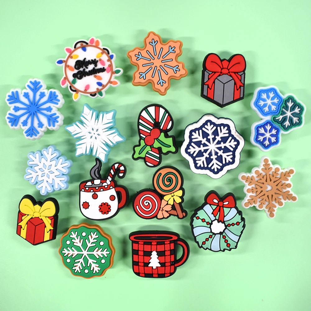 2024 New Arrival Soft PVC Santa Claus Shoe Charms Custom Shoe Ornaments for Christmas Wholesale Shoe Decoration Buckle