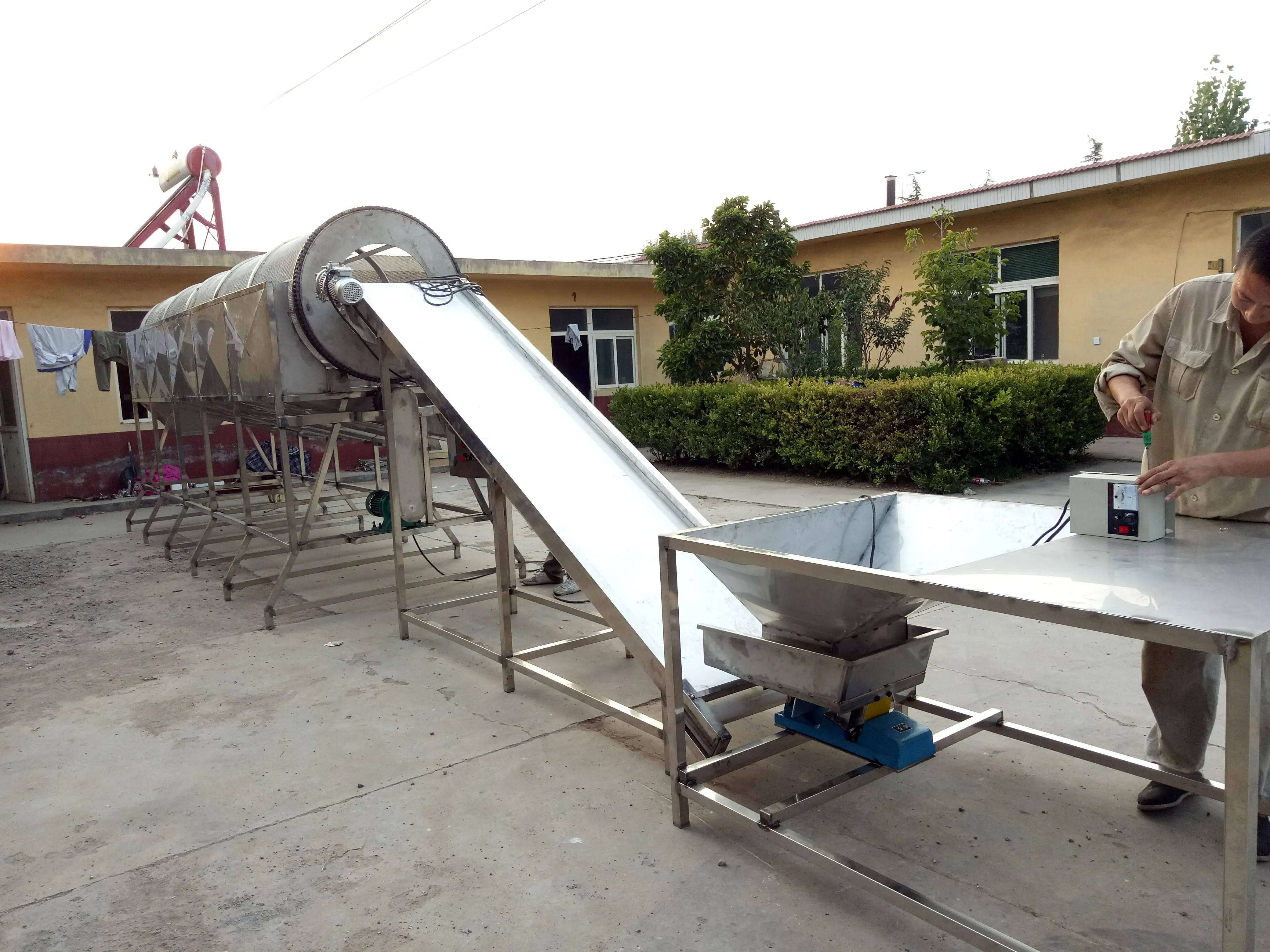 
Hot selling weight classifier drum type tomato sorting machine with low price 