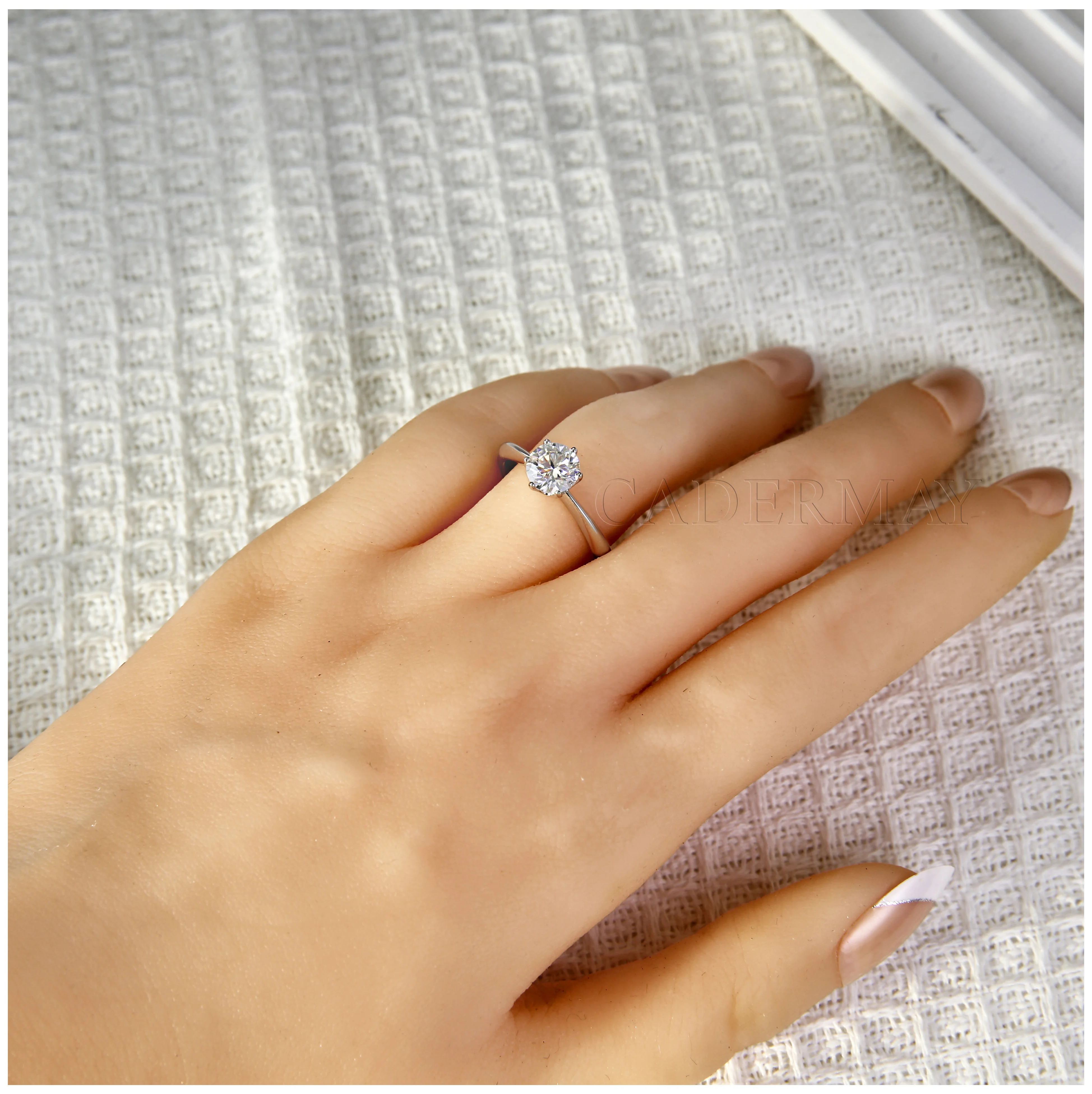 Diamond Ring 0.5ct 1ct Round Brilliant Cut Synthesis Diamond Solitaire Ring 14K White Gold Man Made Diamond Wedding Ring
