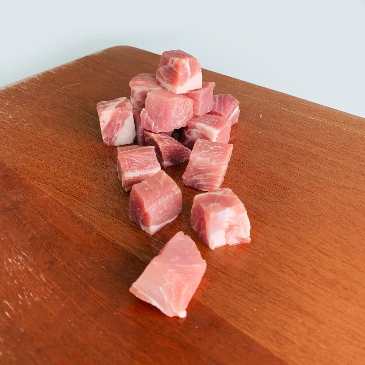 Козье мясо в кубиках