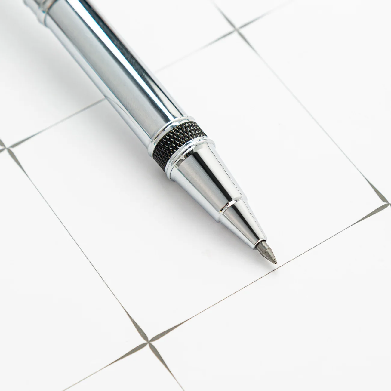 2023 New Design Innovative Two Head Ballpoint Pens With Logo Customized Metal Gift Ball