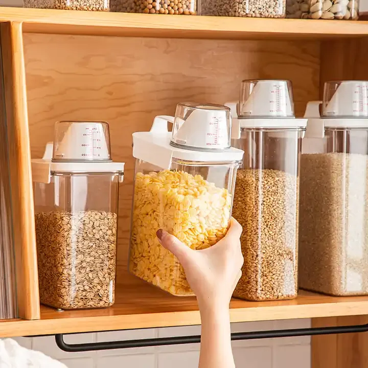 Large Capacity Plastic Seal Food Storage Boxes Dry Food Cereal Storage Container Leak Proof Grain Storage Can With Measure Cup