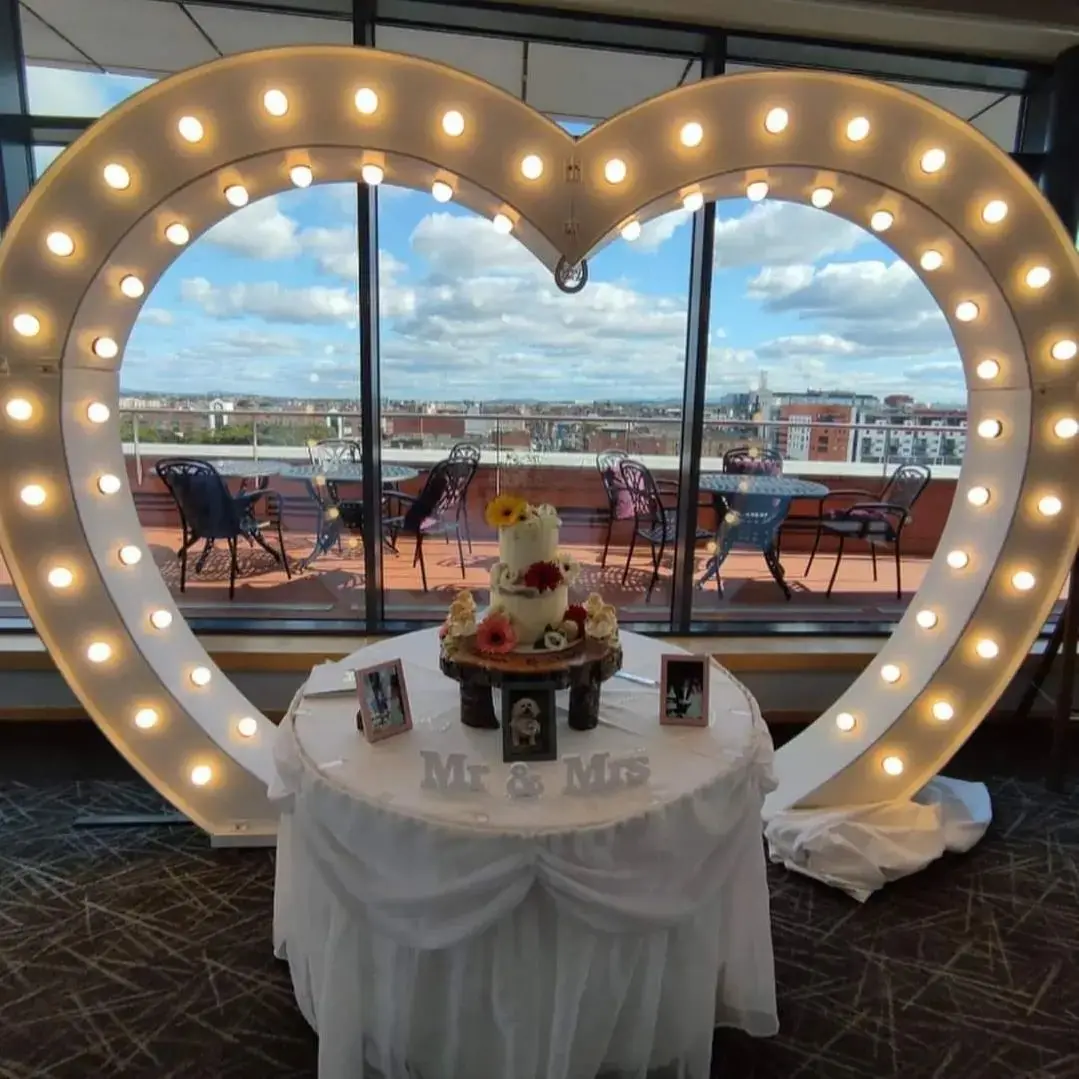 Wedding Decoration Backdrop Heart Shaped Led Backdrop for Events Decoration Heart Shaped Arch for Wedding Decoration