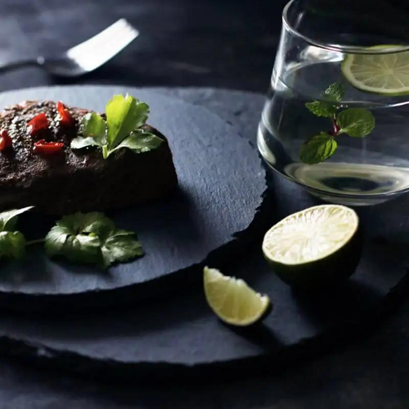 Round Slate Stone Plates Restaurant Sushi Stone Tray Wholesale Dinner Plate Black Serving Dishes For Catering Restaurant Hotel