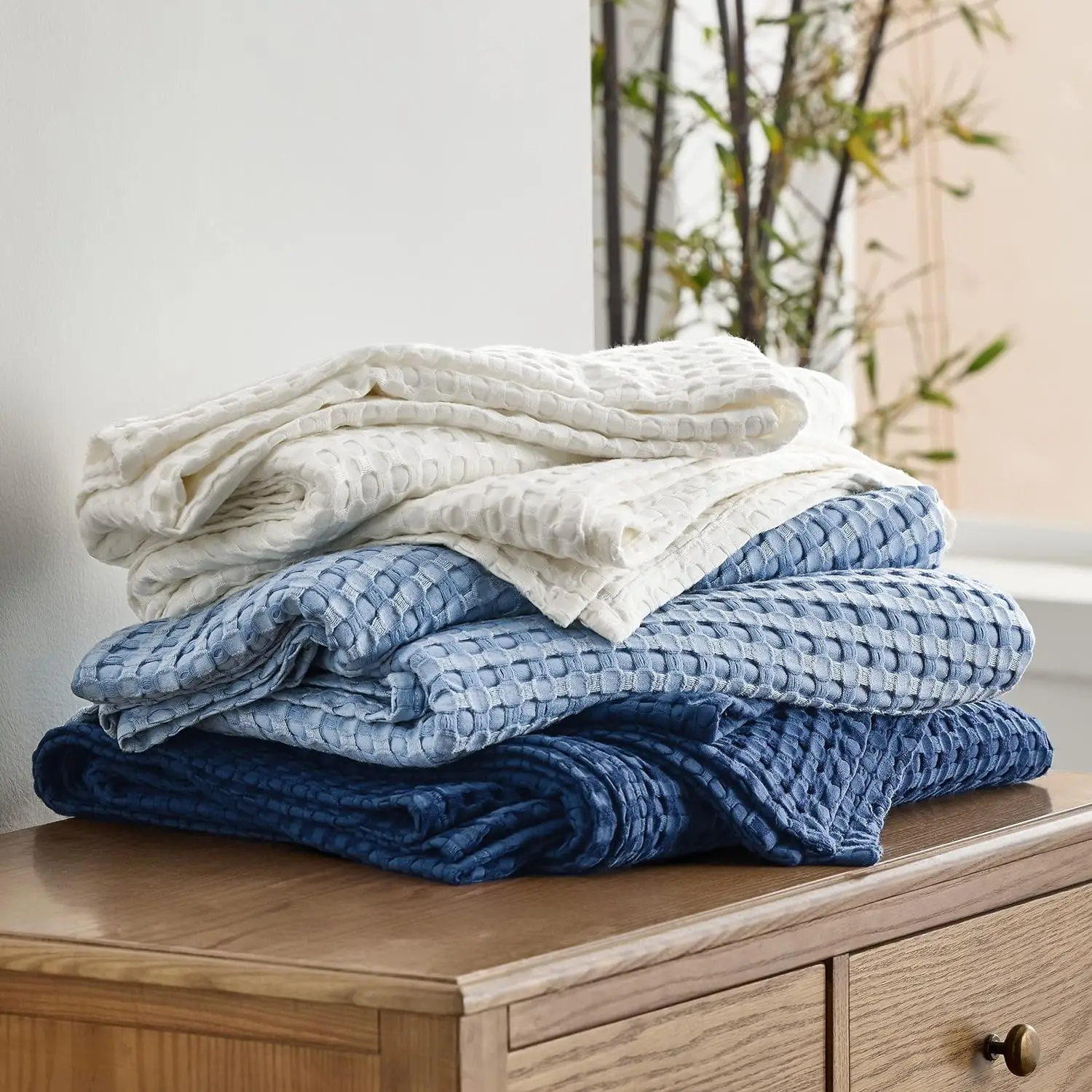 QDTEX Hot Sale bamboo cotton waffle throws blanket Customized size waffle blanket cotton gauze
