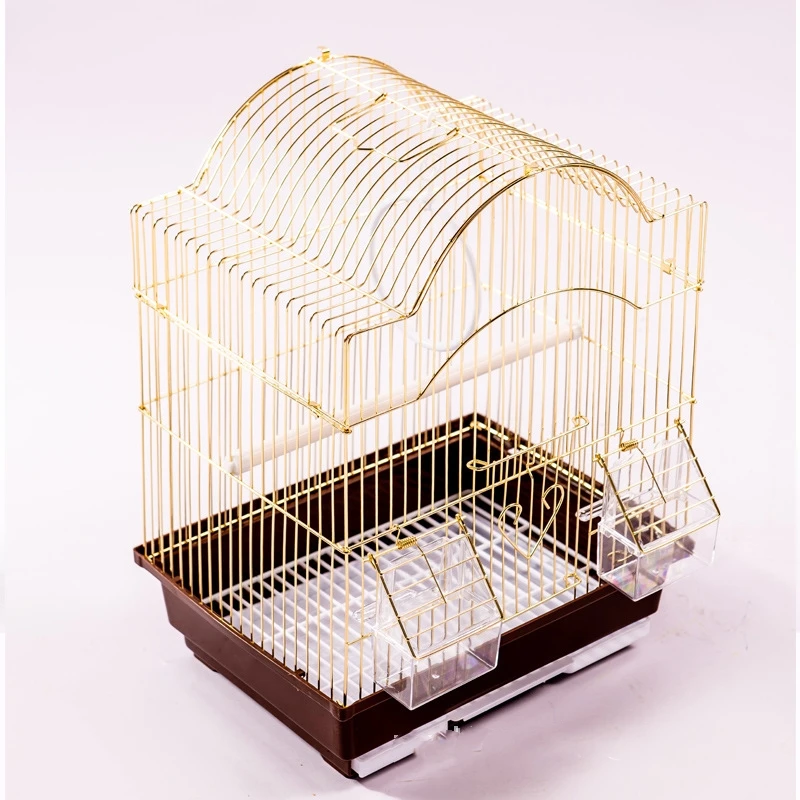 Wholesale Luxury Bird Cages Parrot Mynas Pearl Bird Breeding Cage Use Gold Iron Wire